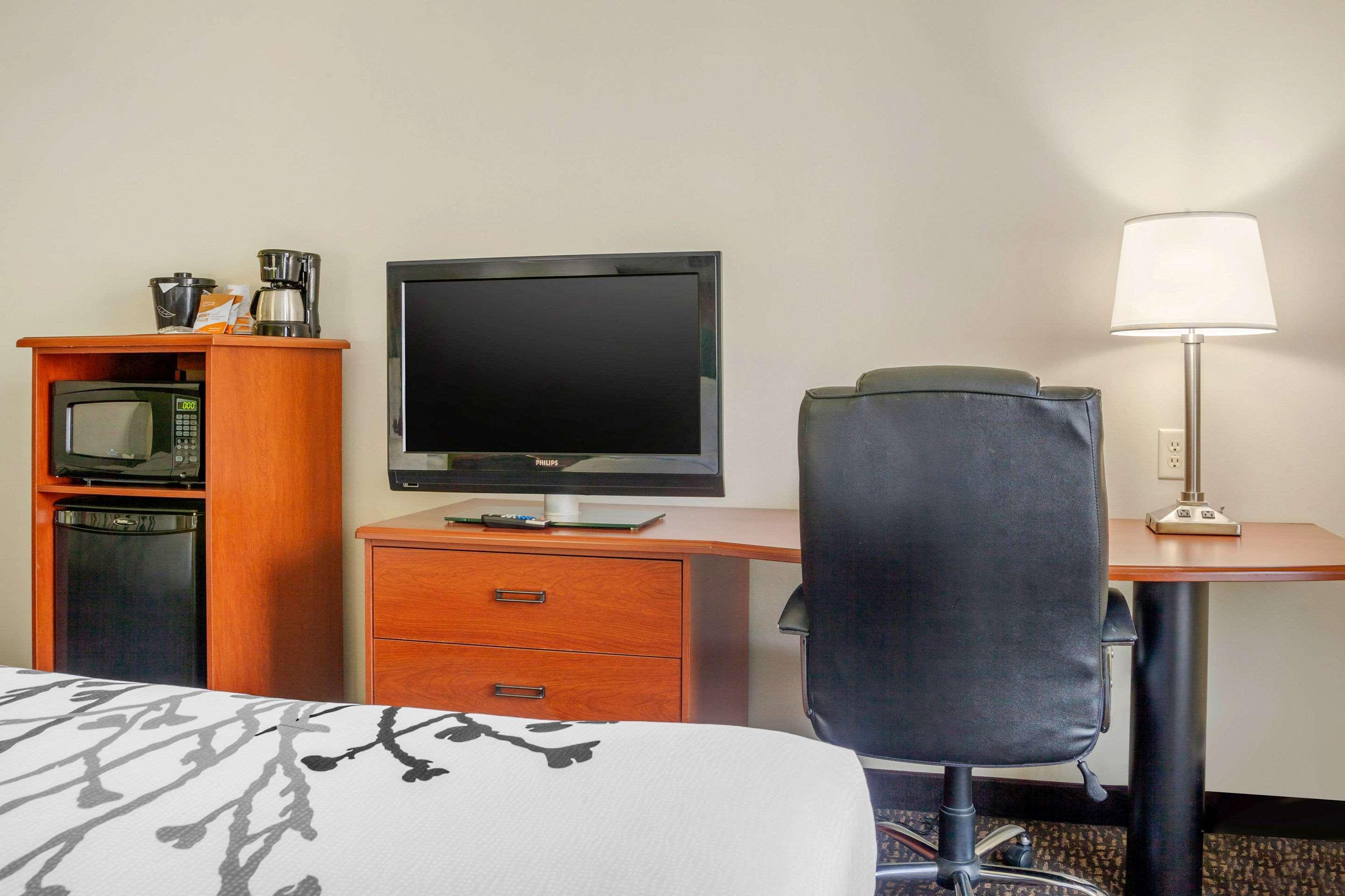 מילווקי Sleep Inn & Suites Airport מראה חיצוני תמונה