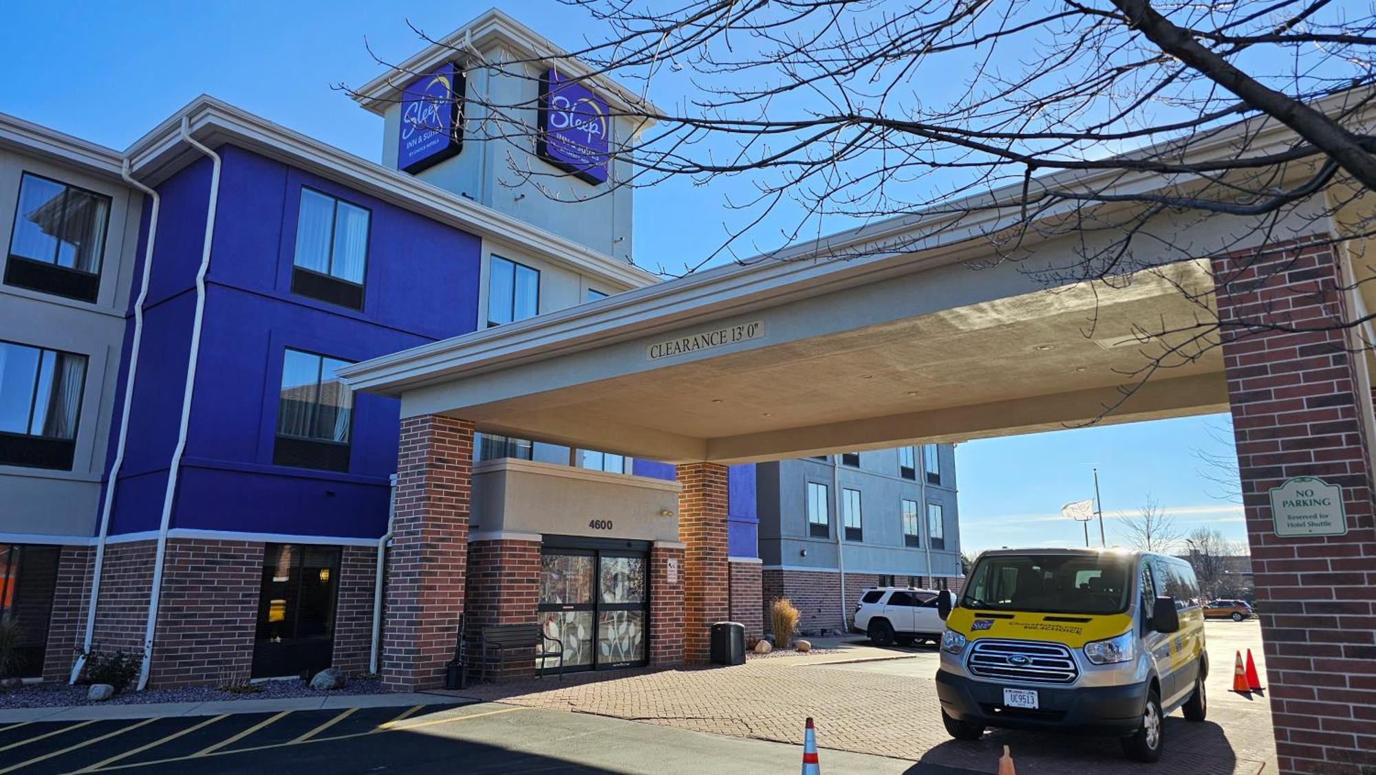 מילווקי Sleep Inn & Suites Airport מראה חיצוני תמונה